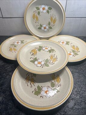 RETIRED HEARTHSIDE Set of 5 salad plates. Garden Festival Prairie Flowers